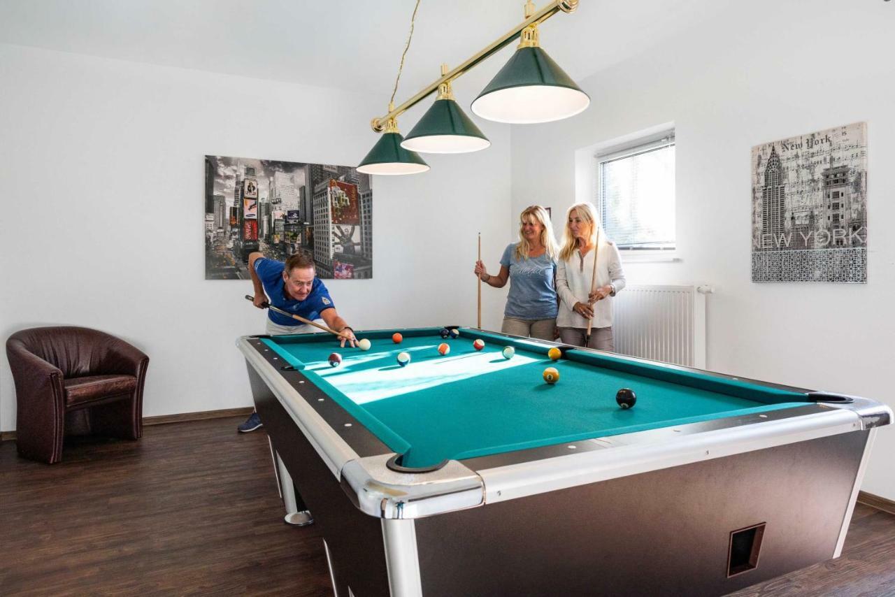 Appartement "Opal" Mit Penthouseflair - Oase Am Haff Garz  Exterior foto